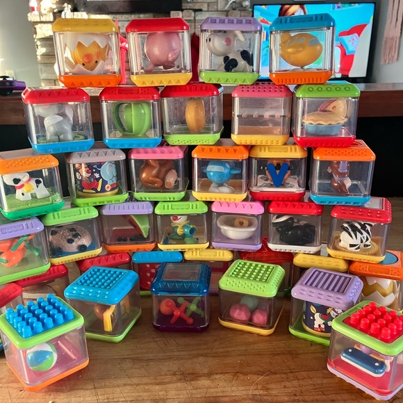 Peek-A-Boo Blocks - Picture 1 of 1